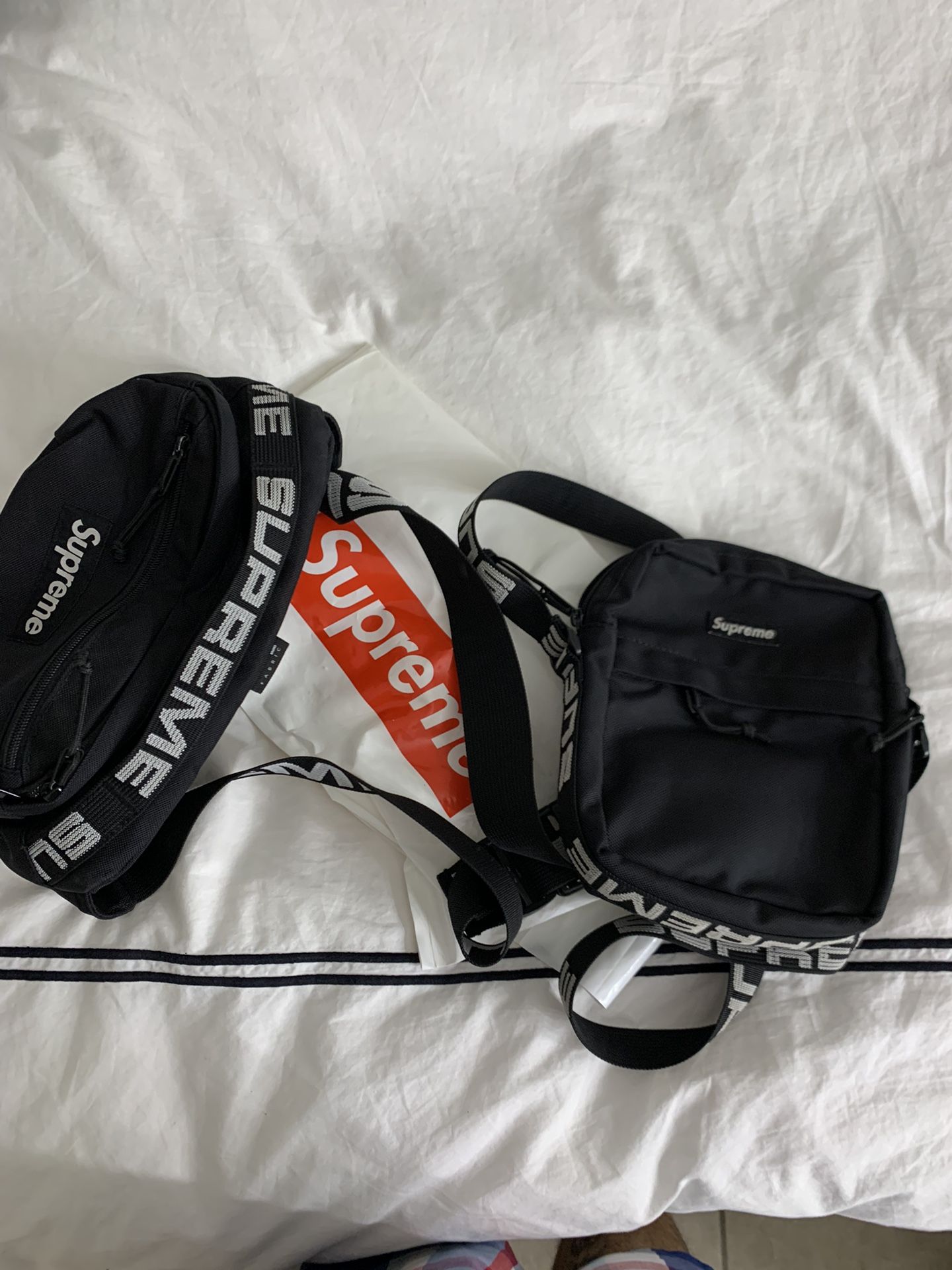 Supreme Wait Bag And Should Bag 