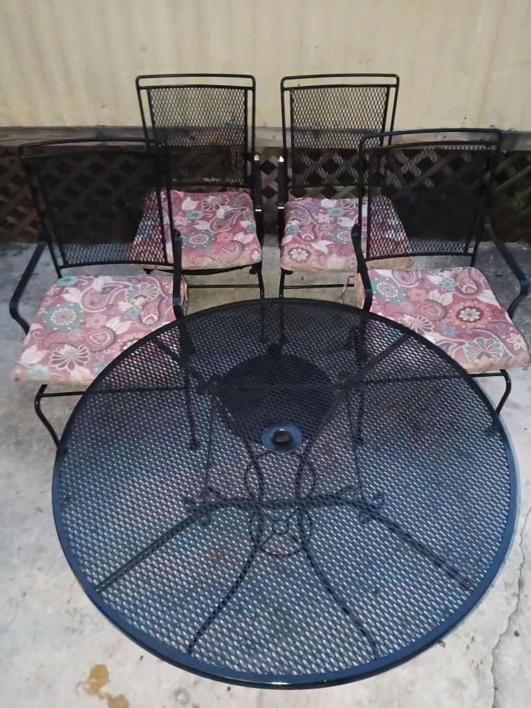 5 ~ Wrought Iron Patio Set