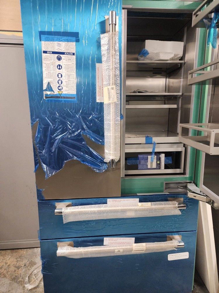 Thermador Built In Refrigerator 42-inch Stainless Steel 