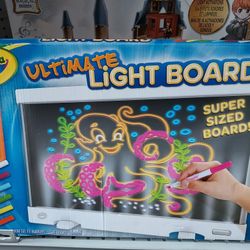 Crayola Ultimate Light Board 