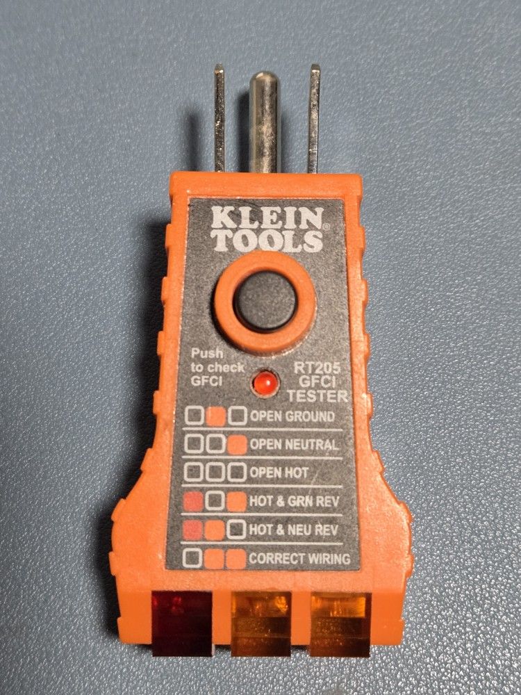 Klein Tools RT205 Receptacle Tester