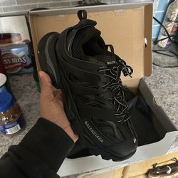Balenciaga Tracks