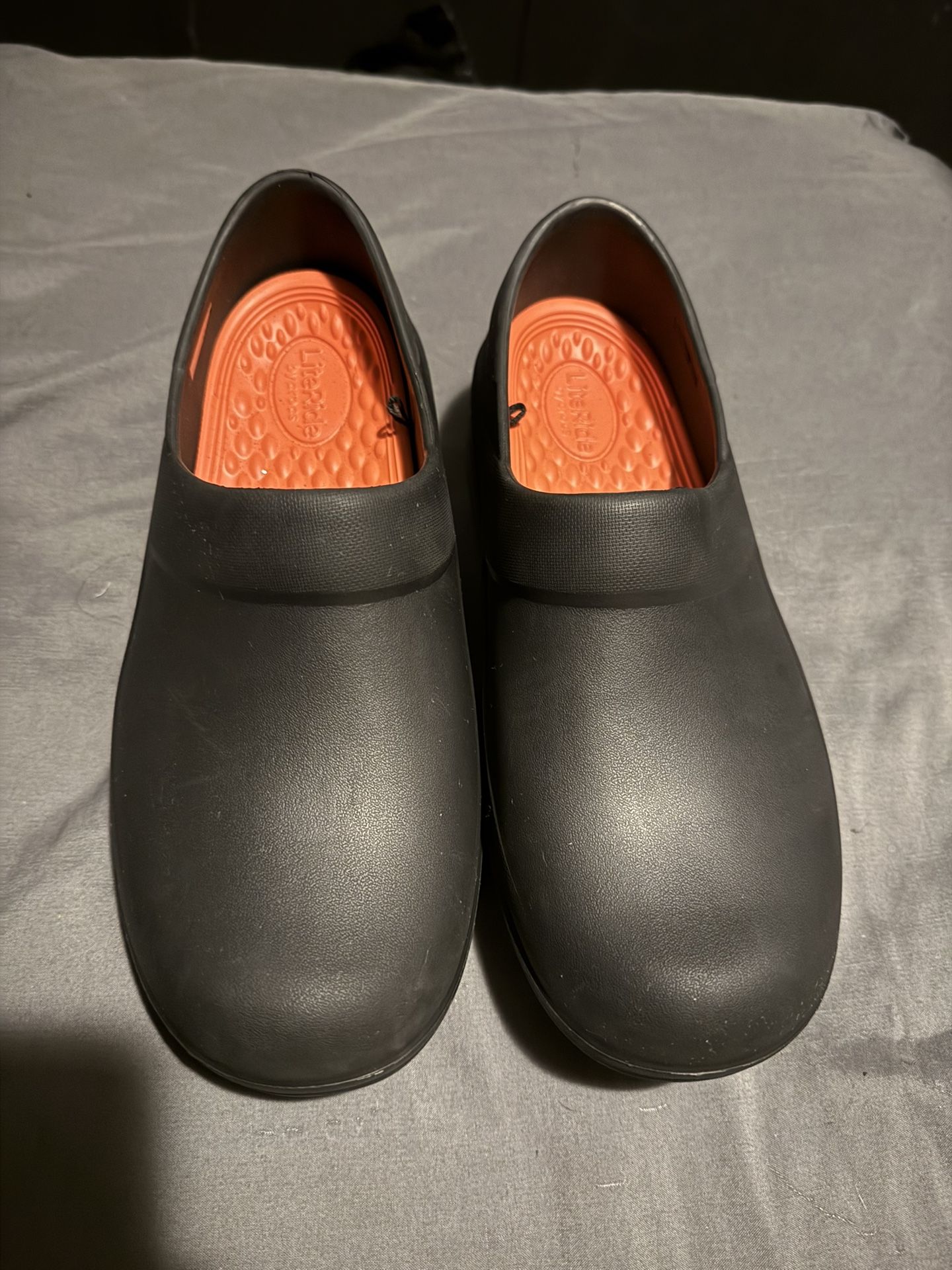 Crocs Women’s Non Slip Work Shoes