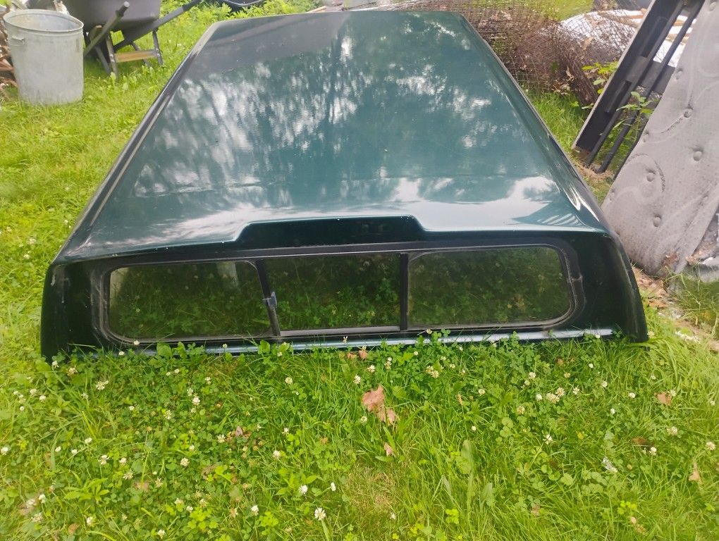 Truck Bed Cap