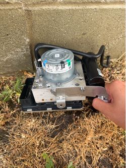OEM Mercedes-Benz ABS Brake Pump Hydraulic Control Module A(contact info removed)
