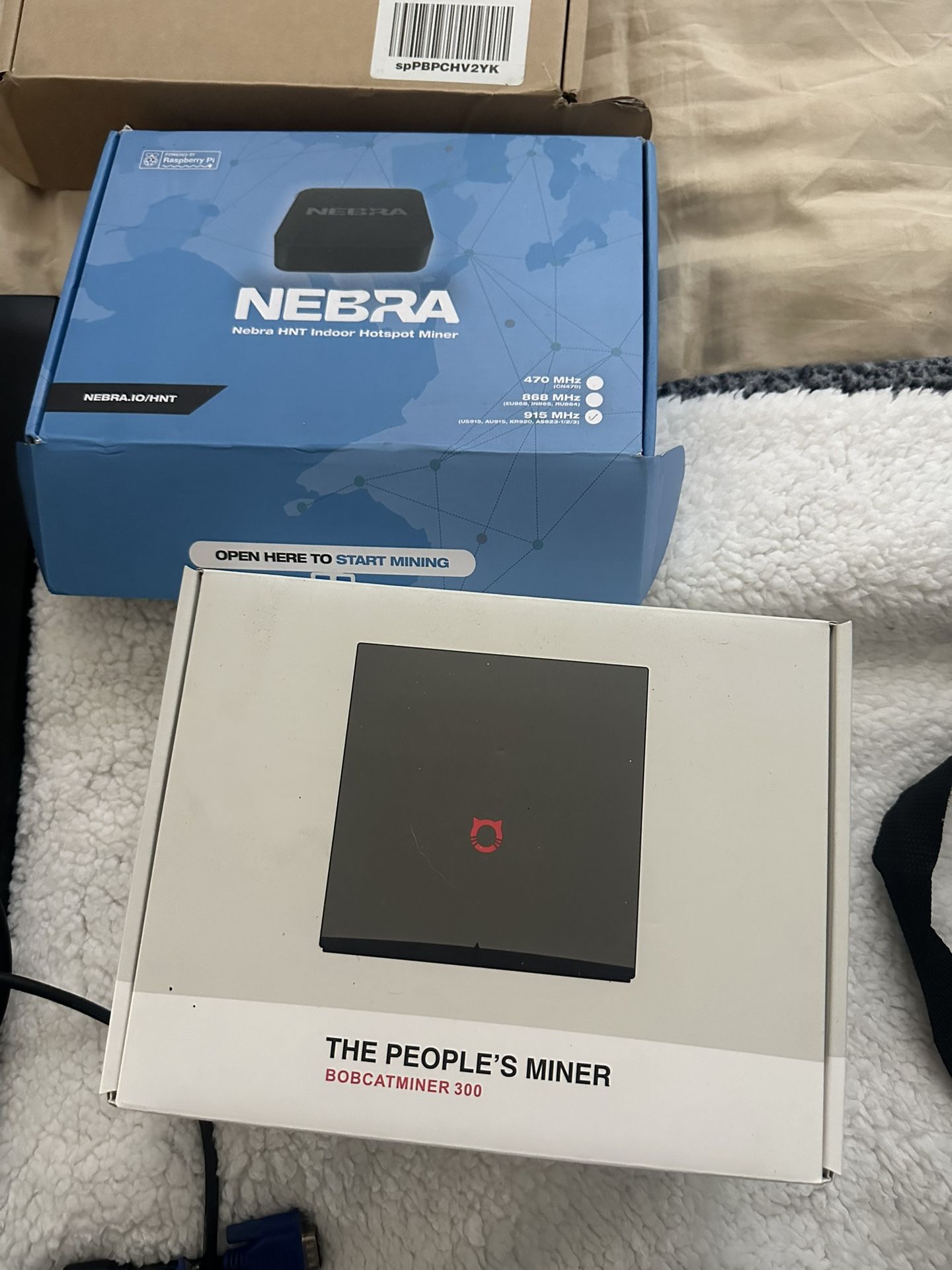 Helium coin Crypto Miners (bobcat And nebra)