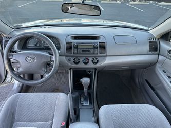 2003 Toyota Camry Thumbnail