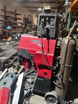 Lincoln Electric MIG Welder with Miller Coolmate 3