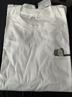 Uniqlo Kaws