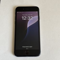 Apple iPhone SE. 2nd gen. Unlocked
