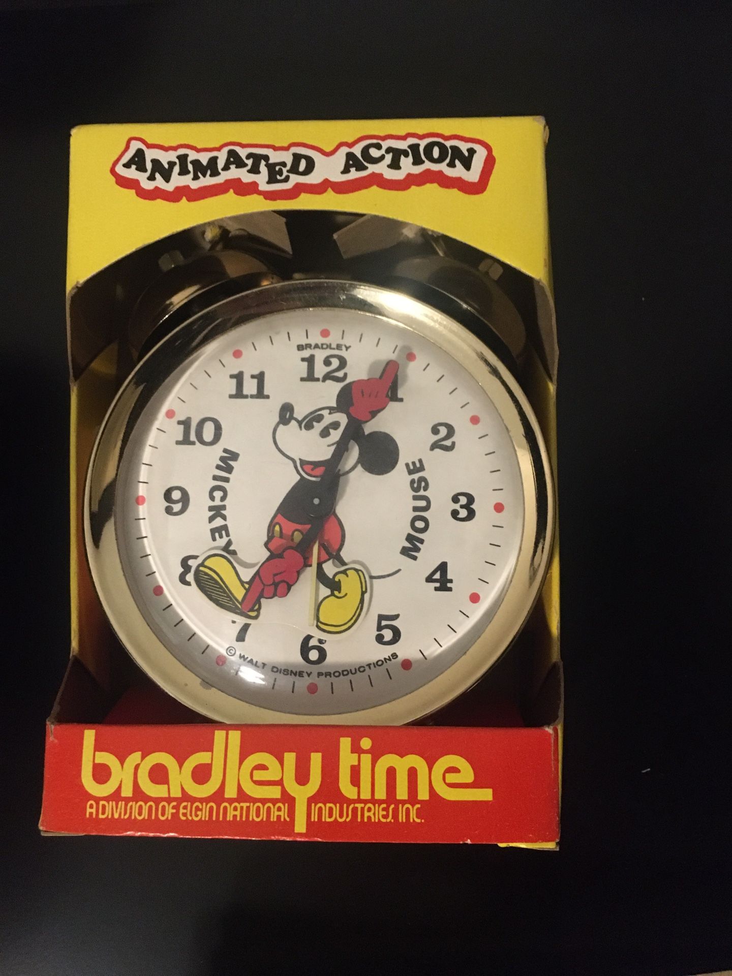 Mickey Mouse Bradley Time Animated Action Clock