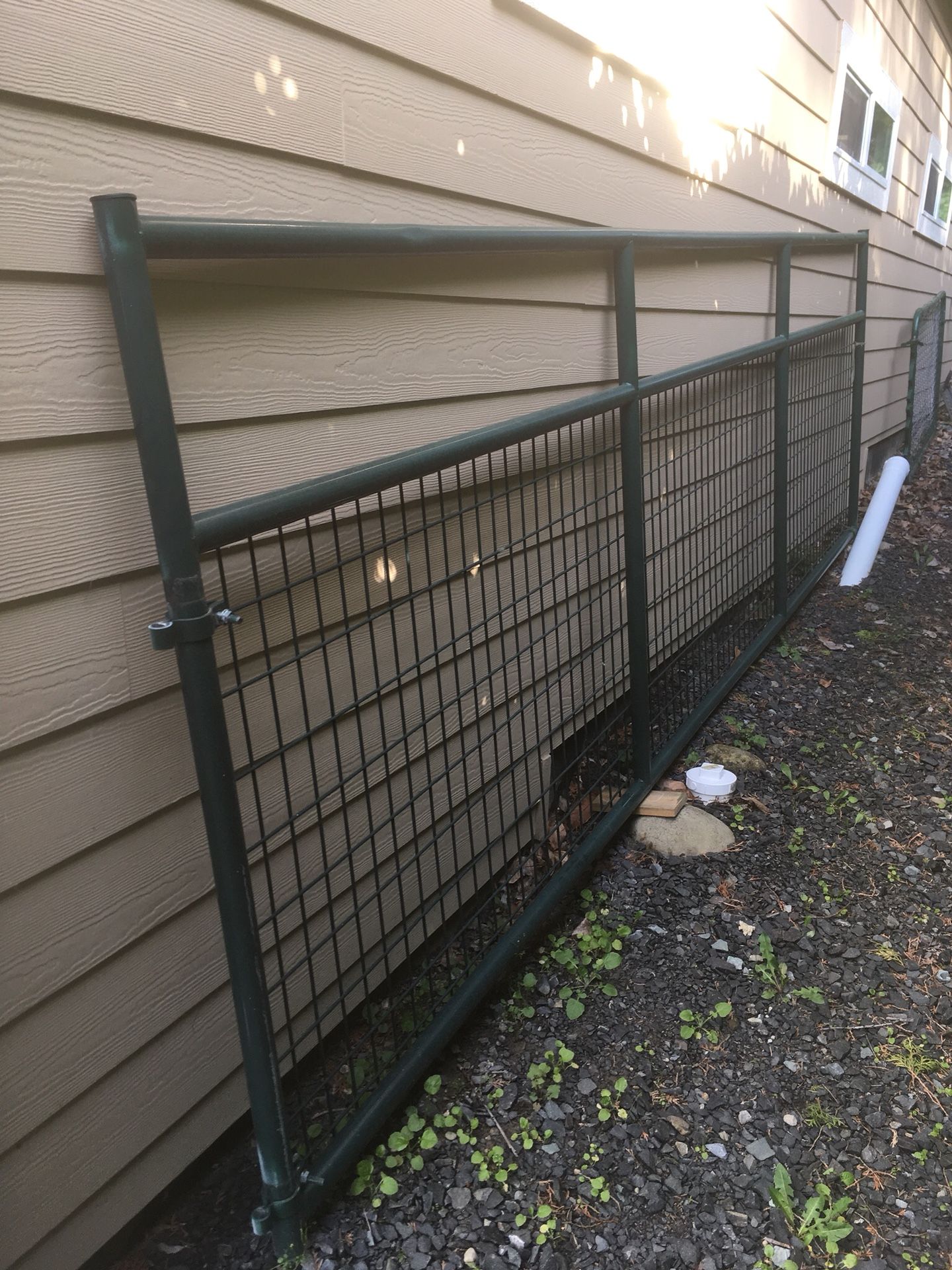 Painted Wire Filled Gate, 13.5 ft. L x 50 in. H