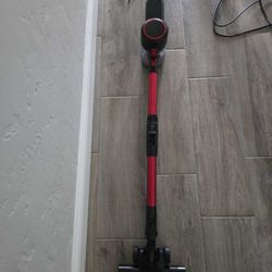 Brand New: Cordless Vacuum Cleaner 