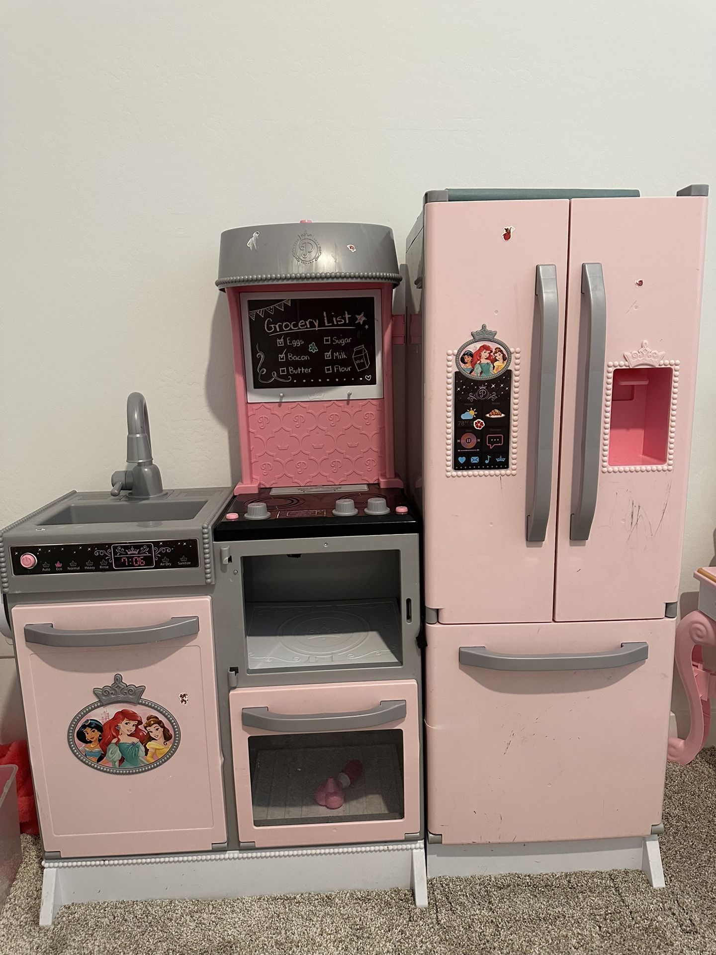 play kitchen