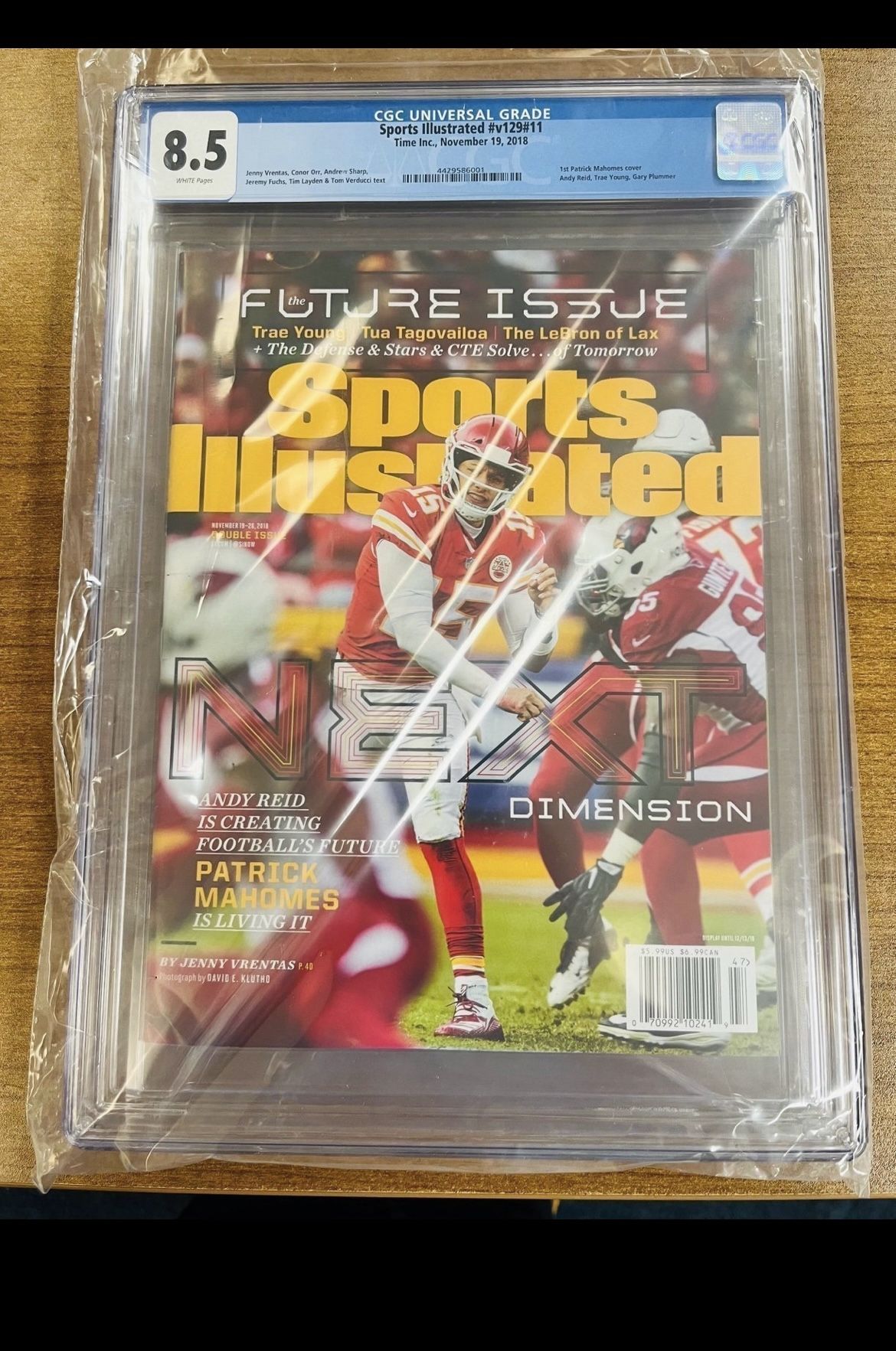 8.5 Graded Patrick Mahomes Sports Illustrated Magazine