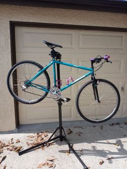 Vintage mountain bike mongoose