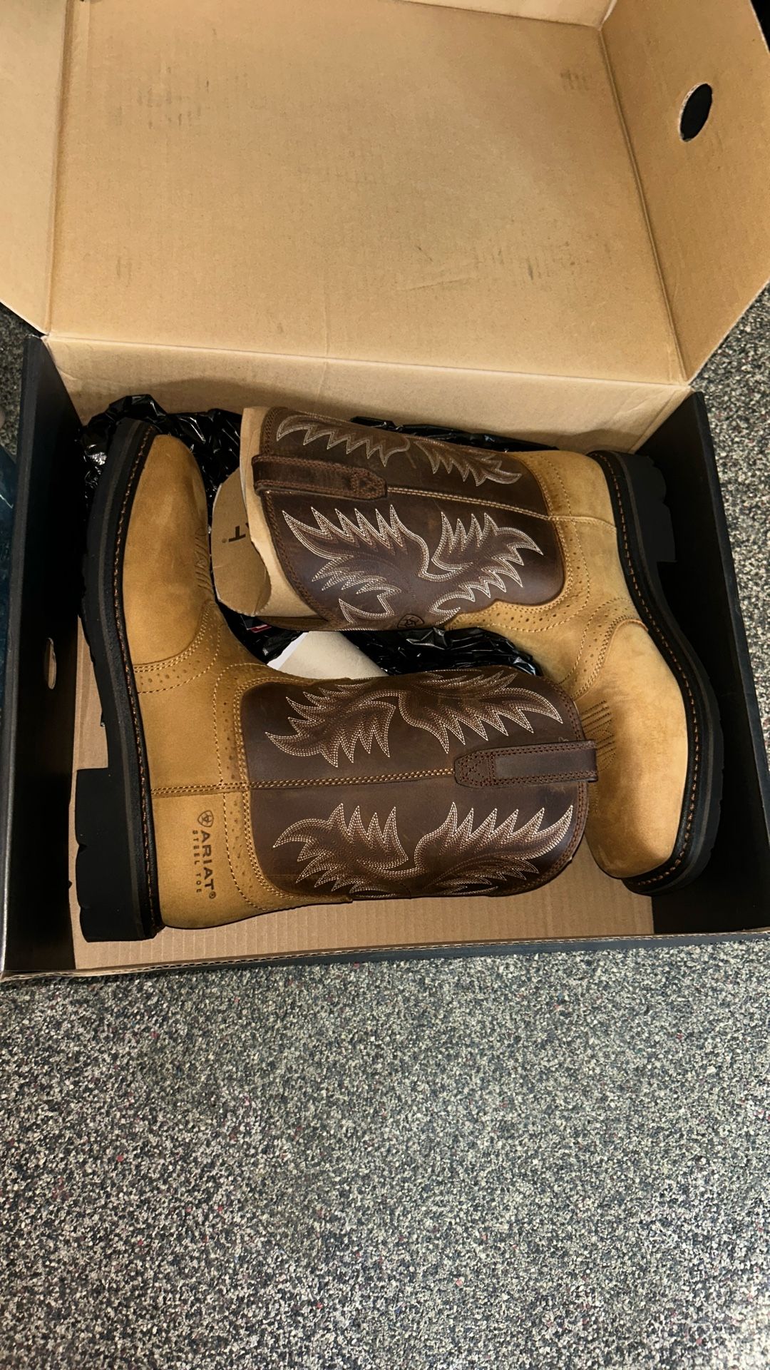 Ariat work boots steel toe 