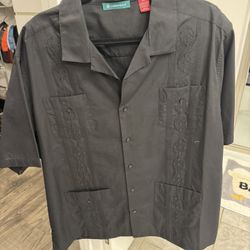 Cuban style Shirt ( Guayavera)