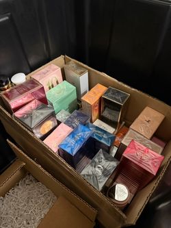 BUNDLE OF PERFUMES