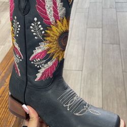womens western boots