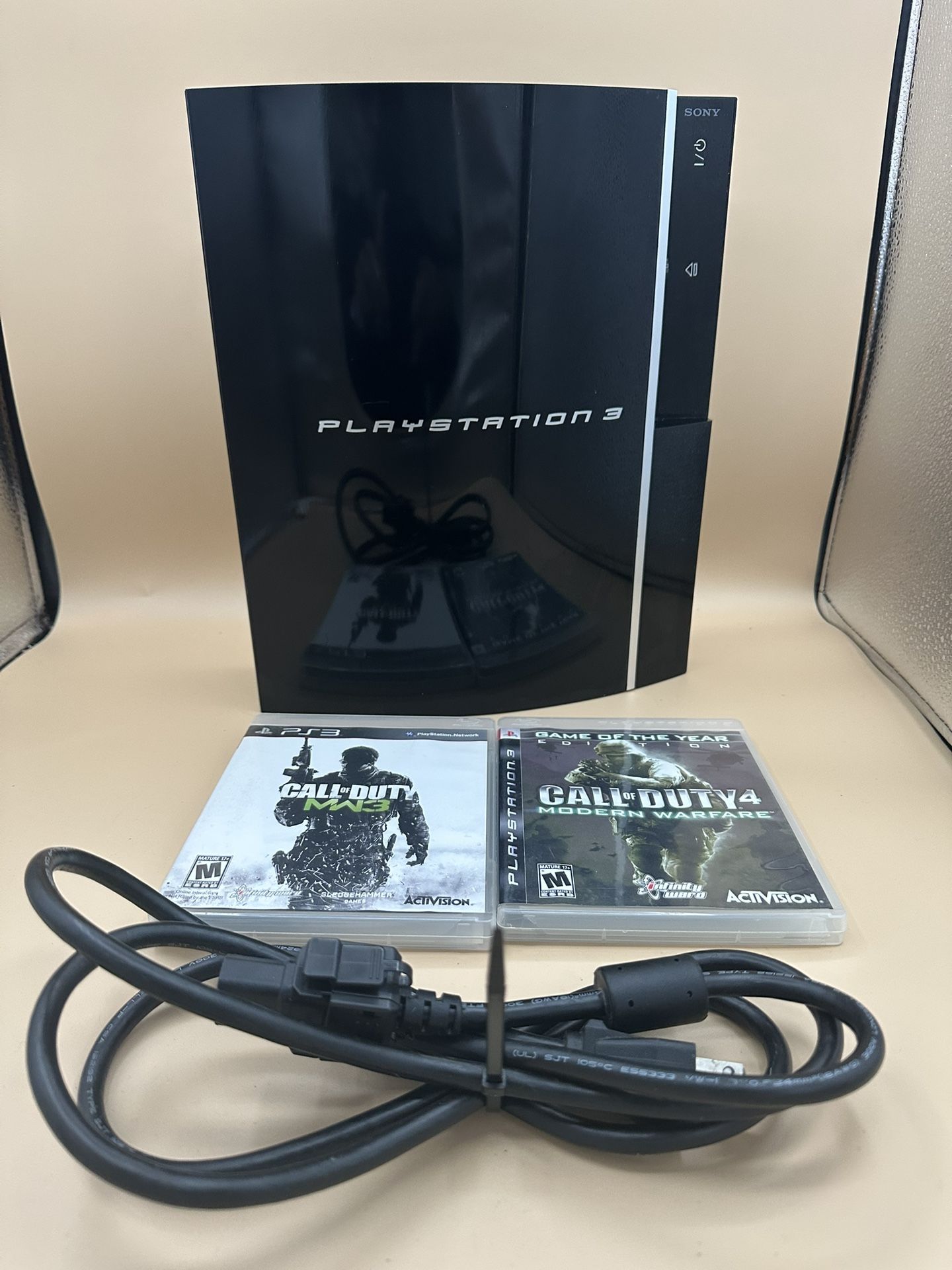 Sony PlayStation 3 Fat 80GB CECHE01   + 2 Games