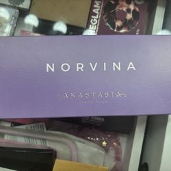 Norvina paletts By Anastasia Beverly Hills 
