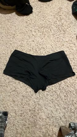 Black Short Shorts with Back Pockets L