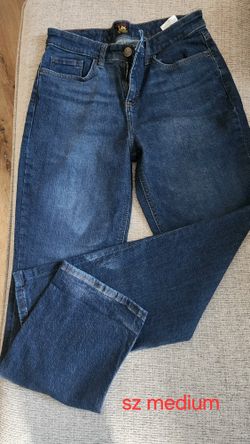 Jeans Sz Medium 8 Brand LEE