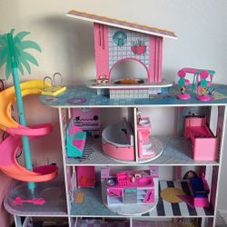 LOL Doll House