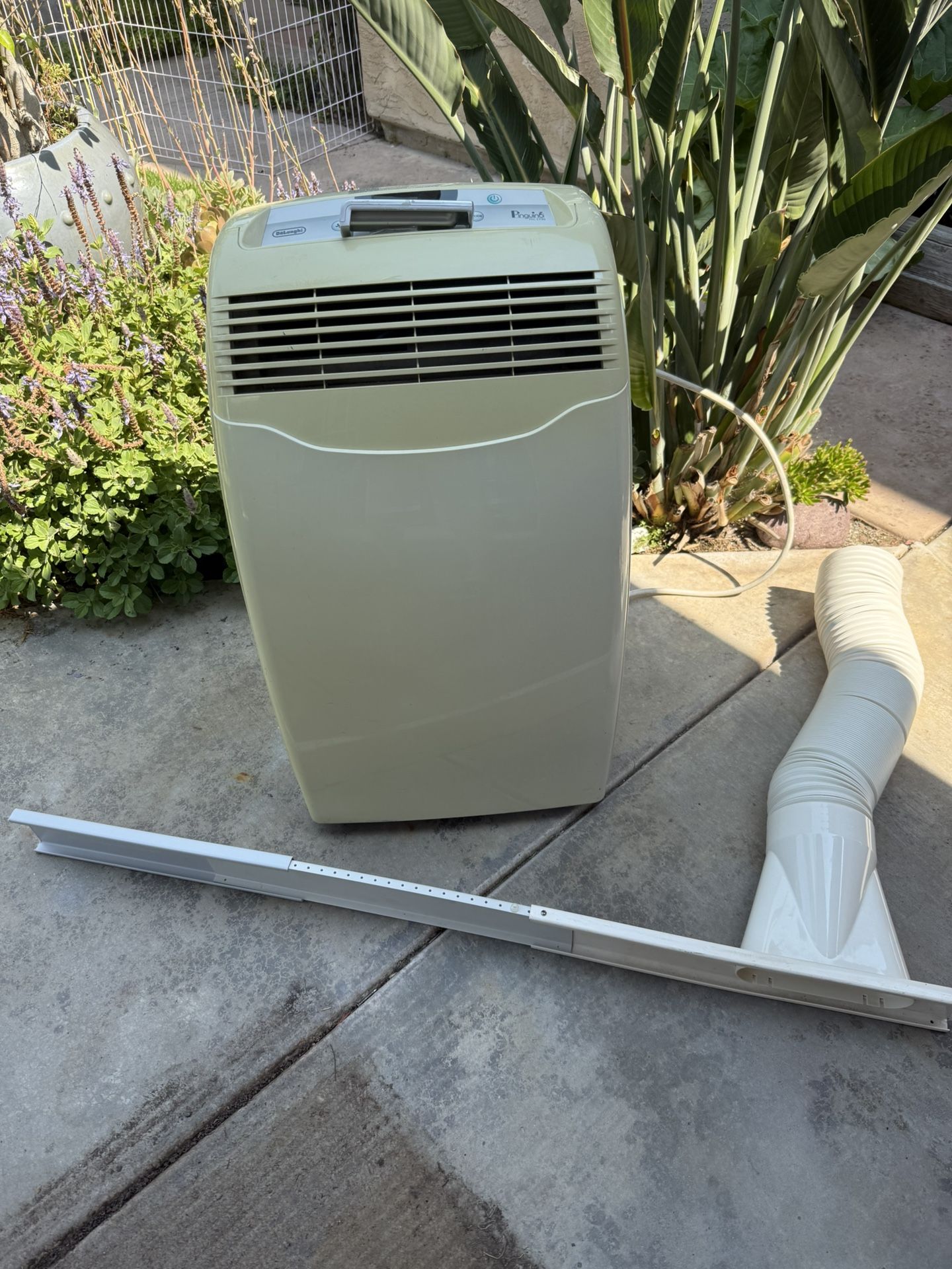 DeLonghi Pinguino Portable Air Conditioner