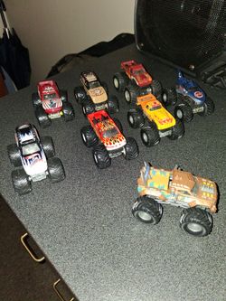 VINTAGE DIECAST MONSTER JAM 8 RARE TRUCKS