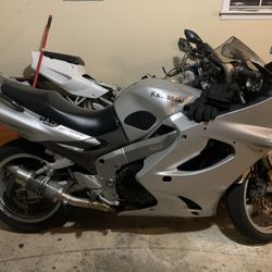 2002 Kawasaki ZZR 1200