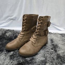 Boots, Size 6