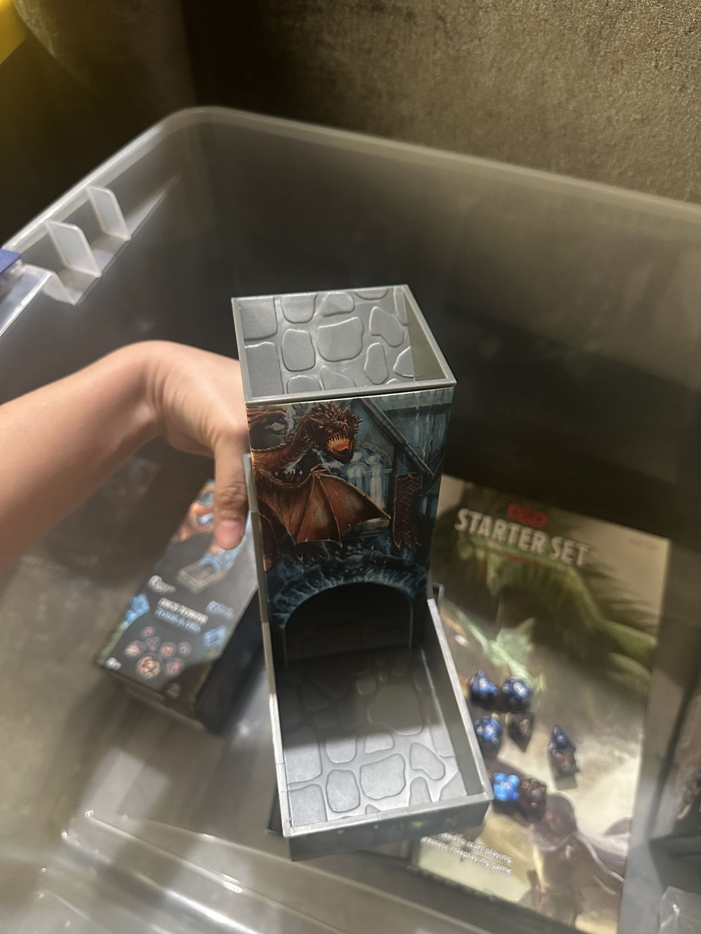 D&D Starter Bundle – Dice Tower + 2 Dice Sets + Starter Set (Complete)
