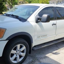 2011 Nissan Titan