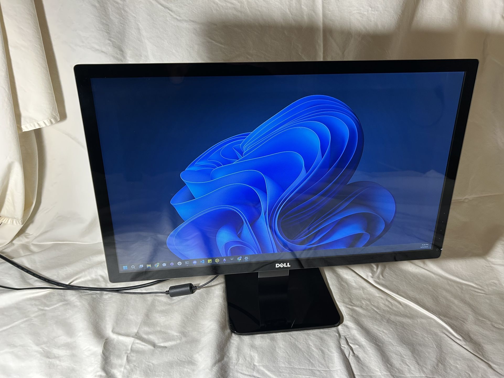 Dell S2440Lb 24” Computer Monitor