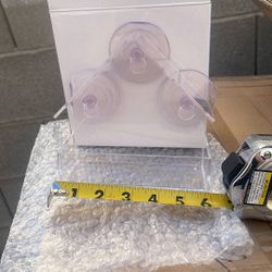 Case Of 24 Acrylic Window Bird Feeders