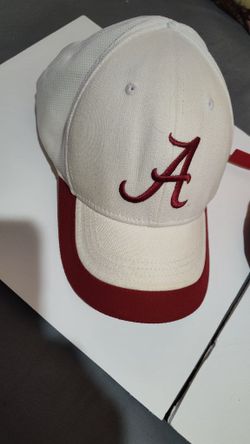 New officially licensed collegiate Alabama hat