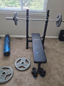 Weight bench with weights