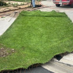 Artificial Grass 16’x10’ $160  Used 