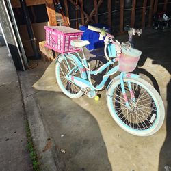 Custom cruiser bicycle