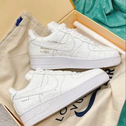 Nike • LV Air Force One Size - 9