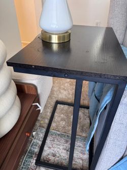 Modern Black C-Shaped Side Table – Sofa Snack Table / Laptop Table