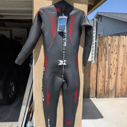 Men's Xterra Vector Pro Size Medium Large (Brand New)