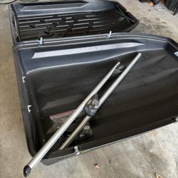 Rooftop Cargo Carrier And Crossbars