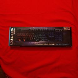 Pro Gaming Keyboard With LEDS Keys And Pro Gaming Mouse