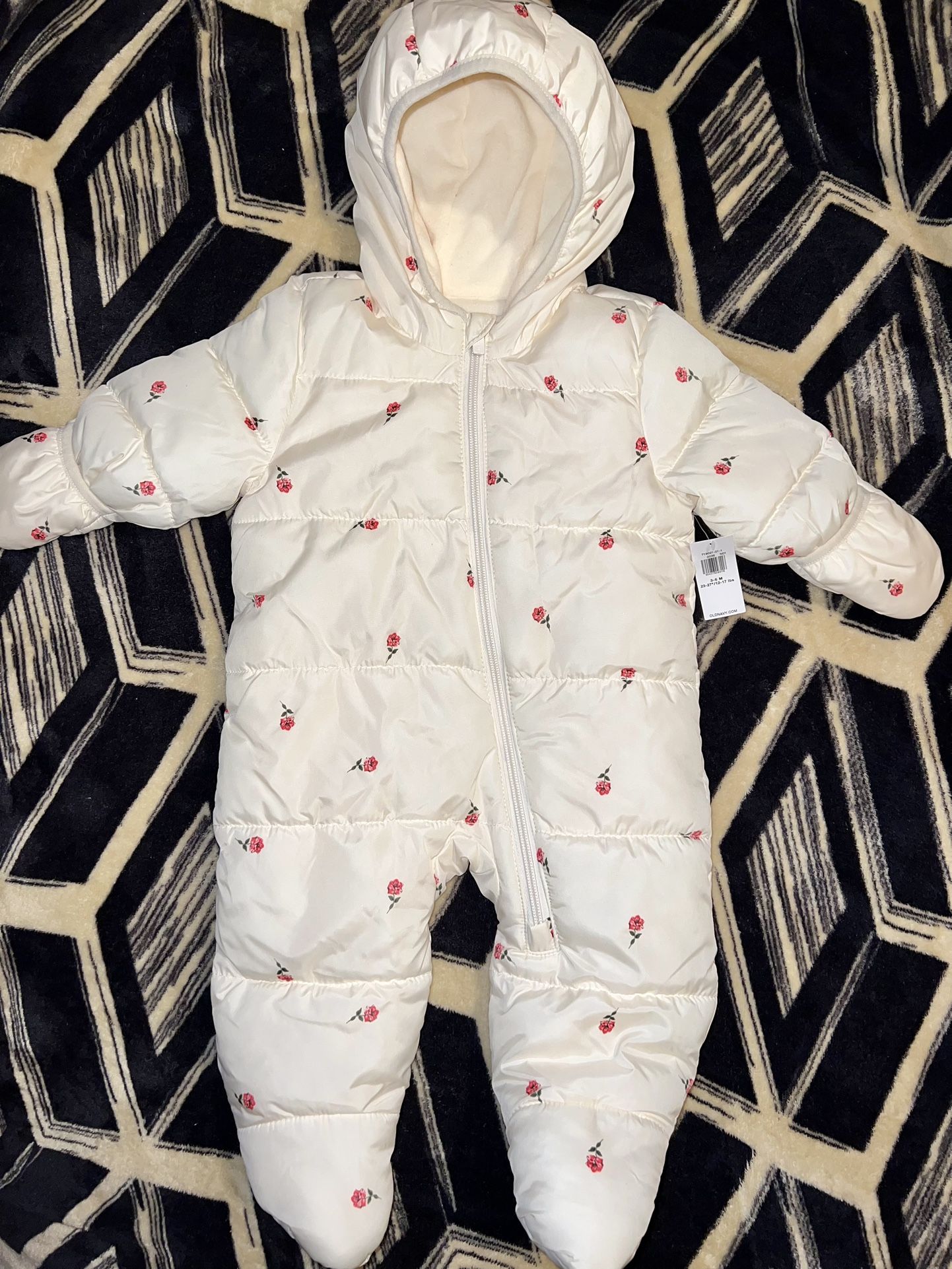 New Unisex Frost-Free Hooded Snowsuit for Baby  Size: 3-6 M