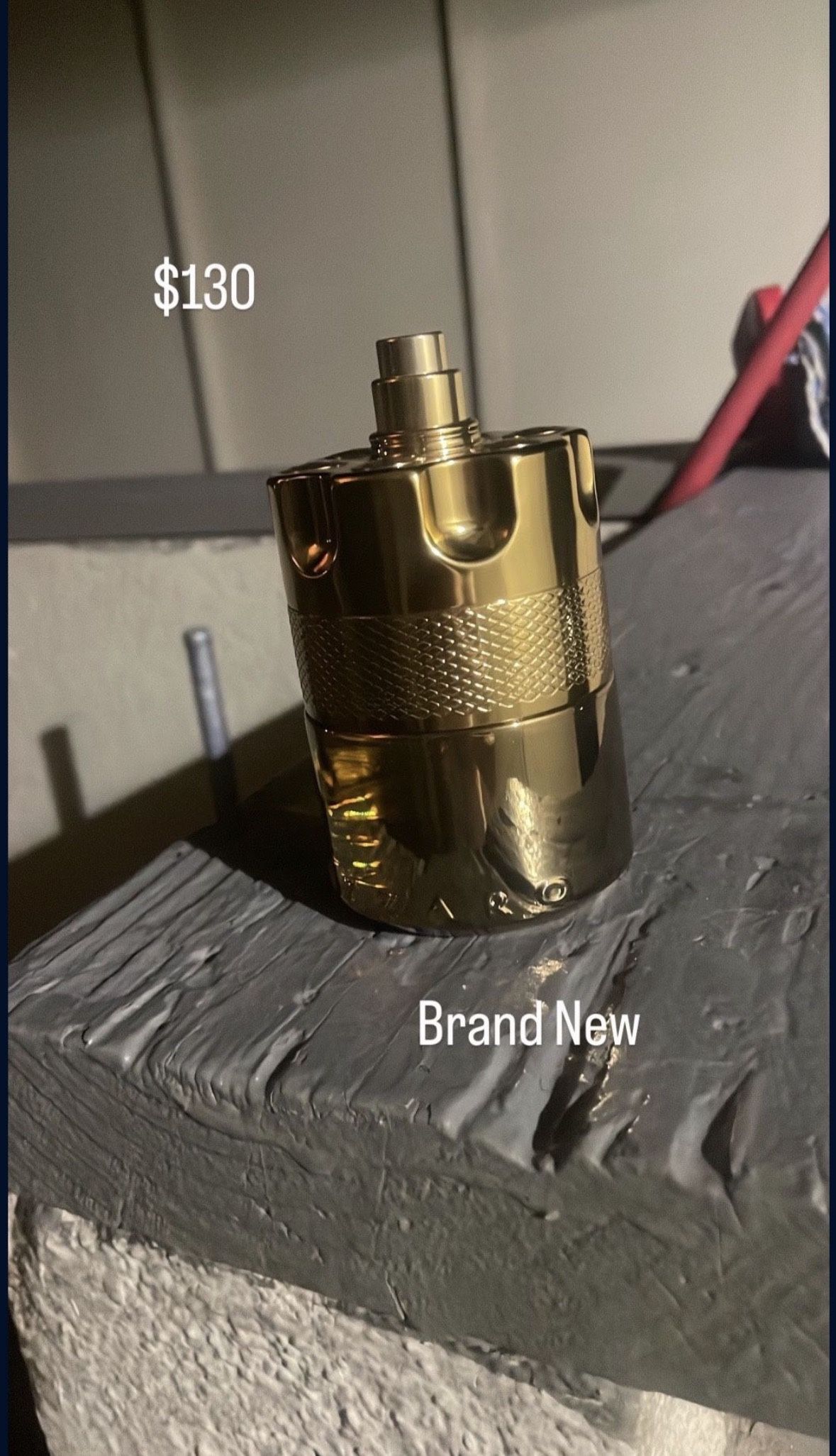Gold Azarro Cologne