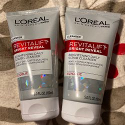 L’Oréal Revivalift Bright Cleanser