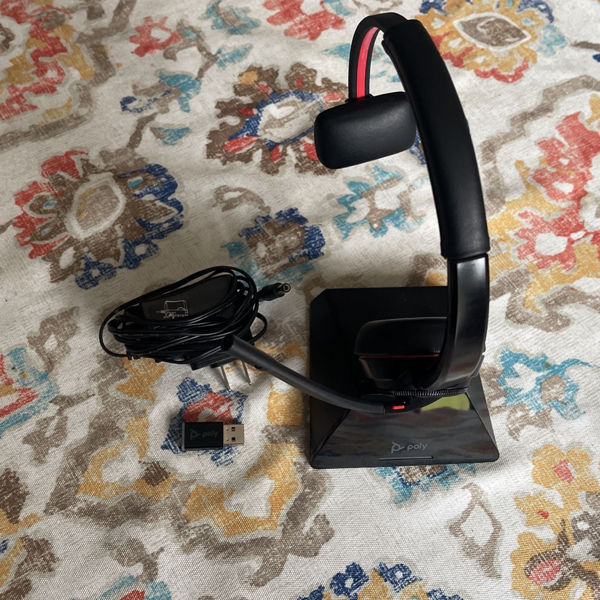 Poly Savi 8200 PC Wireless Headset 